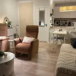 Appartement Digue De Westende, Avec Coin Nuit, Piscine, Vue Et Fantastique Middelkerke