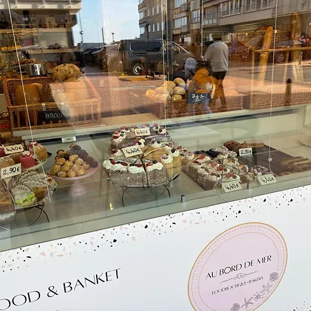 Digue De Westende, Avec Coin Nuit, Piscine, Vue Et Fantastique Lägenhet Middelkerke