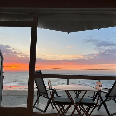 Apartment Digue De Westende, Avec Coin Nuit, Piscine, Vue Et Fantastique Middelkerke