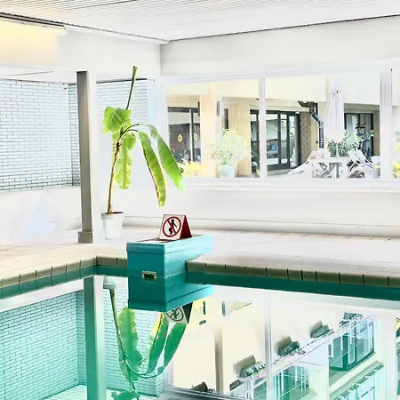 Digue De Westende, Avec Coin Nuit, Piscine, Vue Et Fantastique Middelkerke