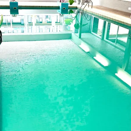 Digue De Westende, Avec Coin Nuit, Piscine, Vue Et Fantastique *